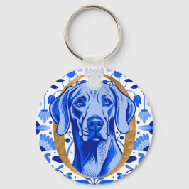 Llavero Weimaraner peering thru the letter "O" in Gold