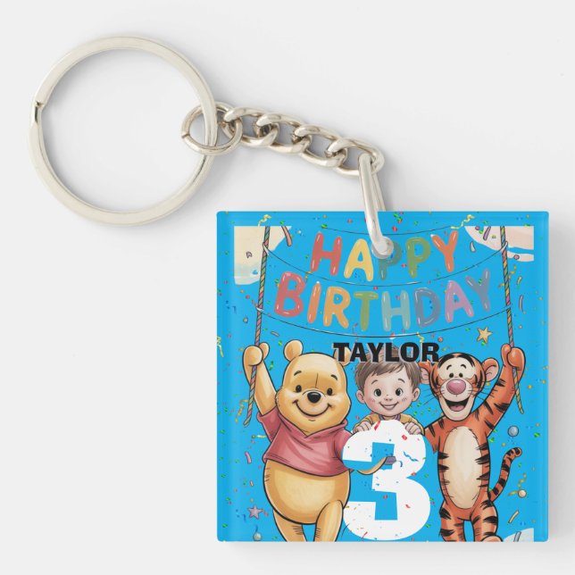 Llavero Winnie the Pooh | Feliz Cumpleaños (Frente)