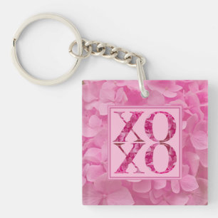 Llavero XOXO Floral rosa Típografía cardíaca