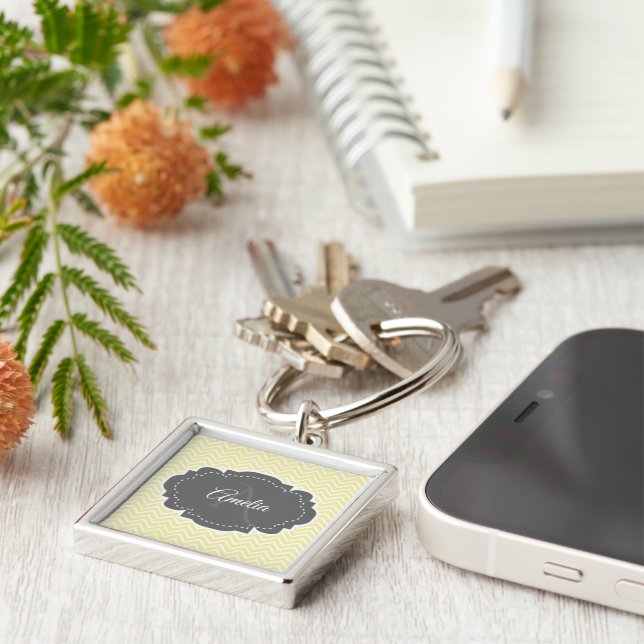 Llavero Yellow Chevron Personalized Keychain (Lado)