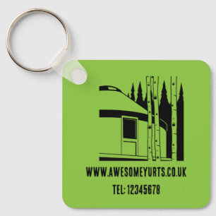 Llavero Yurta viviendo en la naturaleza