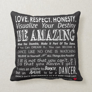 Lleva negro inspirador de la almohada de las citas