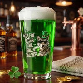 Lobo Divertido Bebiendo Cervezas Verdes Día de San