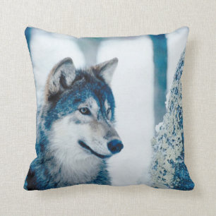 Lobo en Cojín decorativo de la nieve