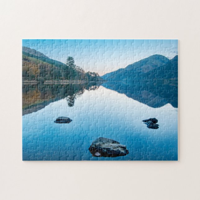 Loch Eck en azul, rompecabezas escocés (Horizontal)