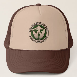 Logo de CUAA en un Gorra