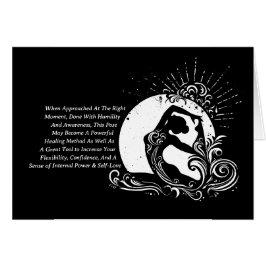 Logotipo de la manga de yoga King Pigeon Pose de c