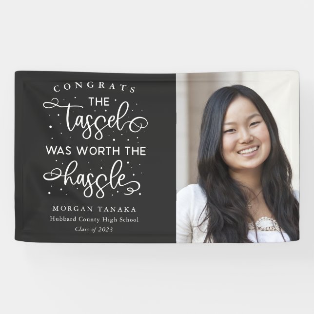 Lona A Tassel le valió la foto de graduación incómoda (Horizontal)