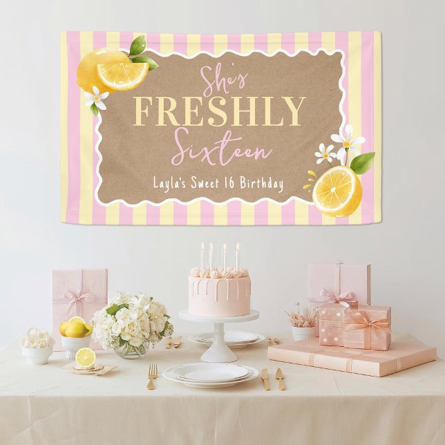 Lona Acaba de Cumplir Dieciséis Limones Rayados Cumplea (She's Freshly Sixteen custom sweet 16 watercolor lemon lemonade farmers market birthday party banner)