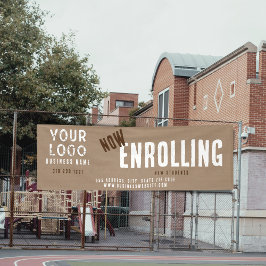 Lona Ahora se está inscribiendo en la escuela de papel 