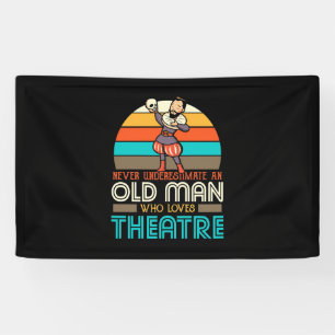Lona Anciano que ama el teatro
