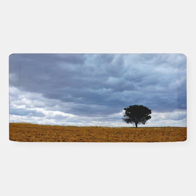 Lona Árbol en un campo vacío (Horizontal)