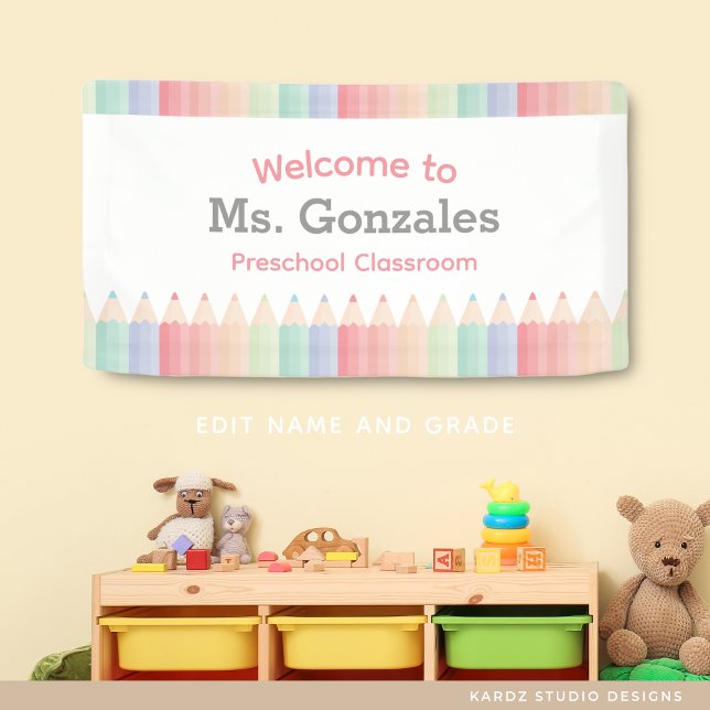 Lona Banner de bienvenida de aula de vuelta a la escuel (Personalize and choose size before checkout. Design does not adapt to all sizes. Send message if not)
