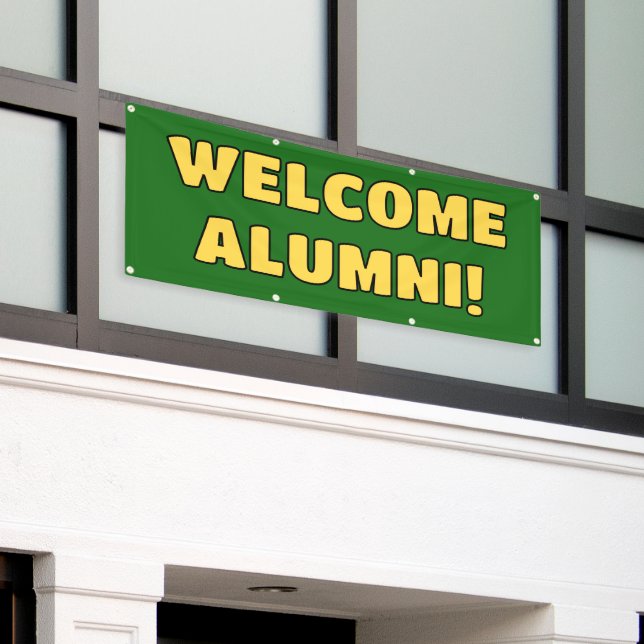 Lona Banner de bienvenida para estudiantes de segundo a (Edificio exterior)