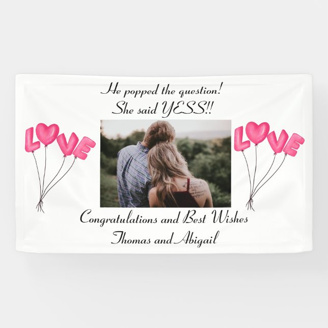 Lona Banner de compromiso con globos rosados de amor (Horizontal)