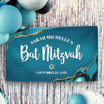 Lona Bat Mitzvah Negrita Ágata Dorado Turquesa Degradad<br><div class="desc">¡Estén orgullosos, alégrense y muestren este hito de su Bat Mitzvah favorita! Cuelguen esta bandera fresca, única, moderna y personalizada para agregar a su día especial. La tipografía de caligrafía blanca, la tipografía sans serif blanca en negrita y la Estrella de David dorada falsa sobre un fondo degradado azul turquesa...</div>