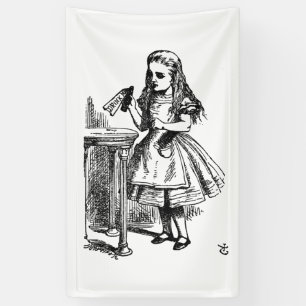 Lona Beba (Alicia en el país de las maravillas)