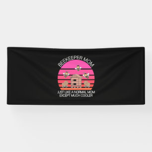 Lona Beekeeper Mom