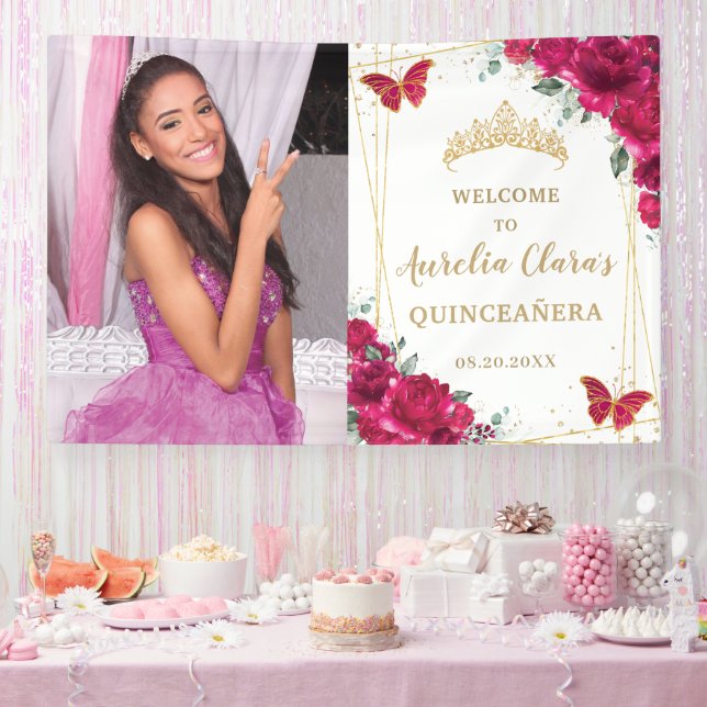 Lona Bienvenidos a Quinceañera floral rosa de Fuchsia (Fiesta)