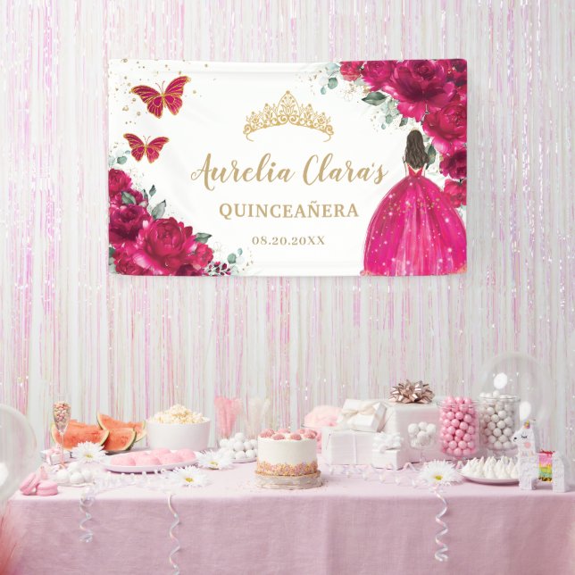Lona Bienvenidos a Quinceañera floral rosa de Fuchsia (Fiesta)