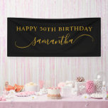 Lona Black and Gold 50th Birthday Curved Swash Name<br><div class="desc">Crea tu propio banner personalizado de cumpleaños feliz para su cumpleaños. Personalizar el estilo de escritura de caligrafía manuscrita con estilo y tamaño de la firma del nombre según sea necesario. Cambiar el tipo de letra y el color de la sombra. Aumentar el tamaño de letra para nombres más cortos......</div>