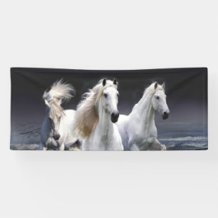 Lona Caballos corriendo lanzando almohada