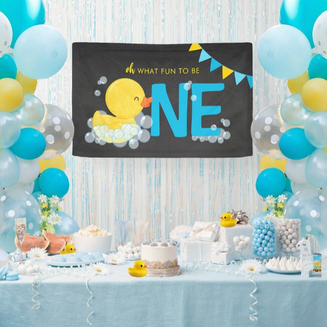 Lona Cartel de un Fiesta del paque acuático de Chalkboa (Chalkboard Watercolor Rubber Duck Oh What Fun To Be One Party Banner for Ducky 1st Birthday)
