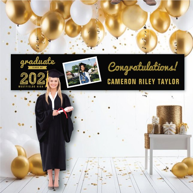 Lona Clase Gold Sketch del Partido de Graduación de Fot (2024 Black And Gold Sketch One Photo Modern Graduation Party Banner @ www.zazzle.com/color_therapy)