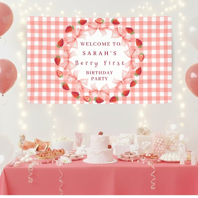 Lona Coquette Berry Primer Cumpleaños Cuadro Rojo (Coquette Berry First Birthday Red Gingham Banner)