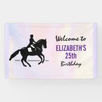 Elegante viajante de vestimenta en el cumpleaños d