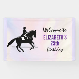 Lona Elegante viajante de vestimenta en el cumpleaños d