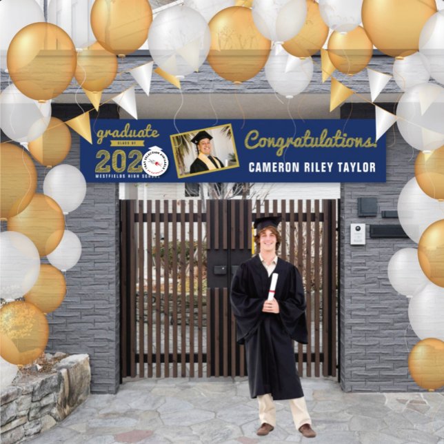 Lona Esbozo de oro 2025 Una fiesta de graduación modern (20YY Navy Blue & Gold Sketch One Photo Modern Graduation Party Banner @ www.zazzle.com/color_therapy)
