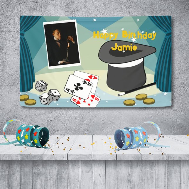 Lona Escenario de espectáculo de magia Feliz cumpleaños (Magic Show Stage Happy Birthday Name Blue Banner, Custom Photo, Text, Color)