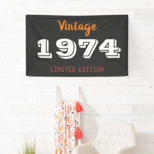 Lona Estandarte de edición limitada vintage de 1974 – R