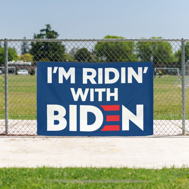 Lona Estoy Ridin con Biden 2024 (in situ)