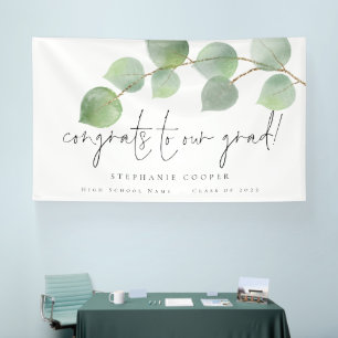 Lona Eucalyptus felicita a la graduación del Grado 2024