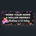 Lona Funny Happy 50th Birthday Honk Your Horn Name<br><div class="desc">Funny Happy 50th Birthday Honk Your Horn Name BannerDiseñado con un fondo negro personalizable y globos de arcoiris coloridos y un fondo de confeti falso purpurina sobre negro. Graciosa frase "Honk Your Horn Holler and Wave" seguida de un nombre personalizado y "is 50 today" en negrita y letras en blanco....</div>
