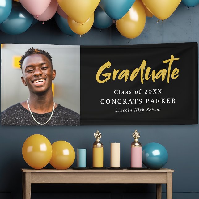 Lona Graduación de la foto del guión moderno de pincel  (Black & Gold Modern Brush Script Photo Graduation Banner)