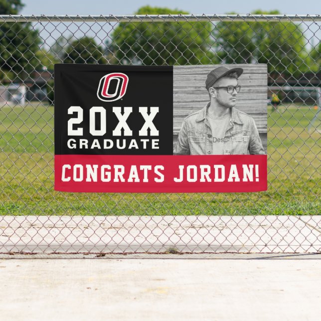 Lona Graduado de UNO Mavericks (In situ)