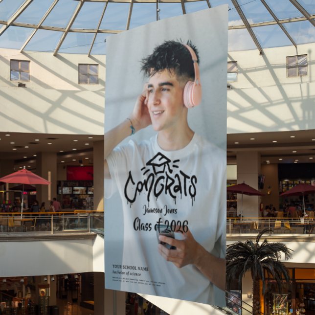 Lona Graffiti Graduate | Custom Photo Graduation Sign (Subido por el creador)