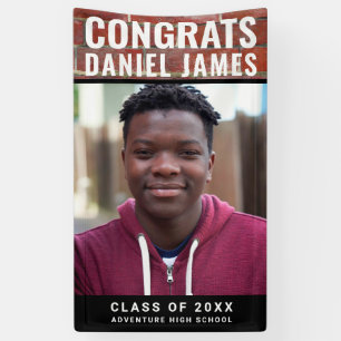 Lona Guay Graduation Congrats Foto de Red Brick 2020