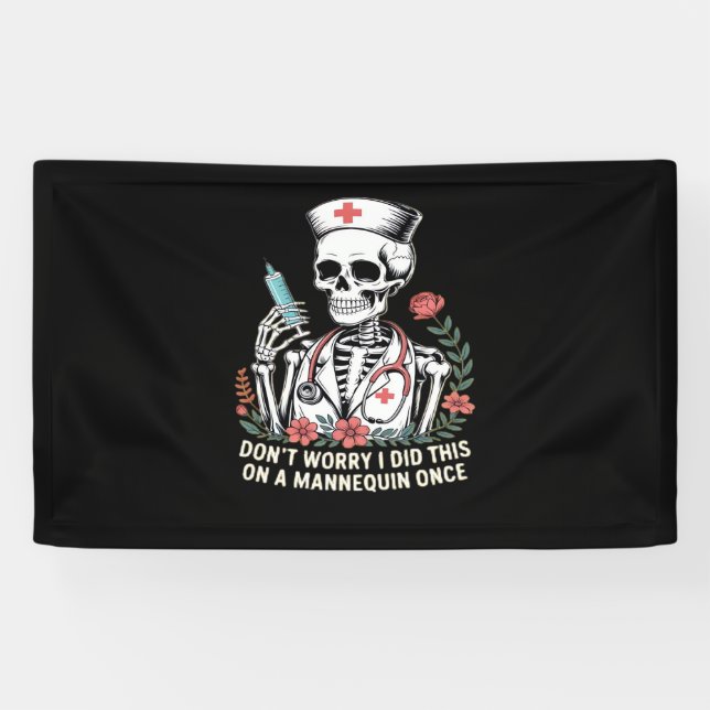 Lona Humor de Chiste de la enfermera Skeleton Halloween (Horizontal)
