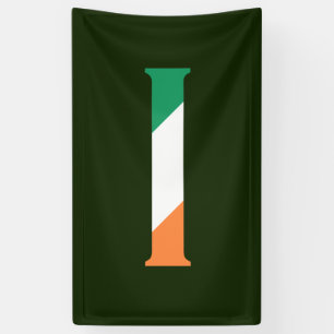 Lona I Monograma colocado sobre la bandera irlandesa (v