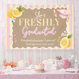 Lona Limones recién graduados con rayas rosadas Graduac