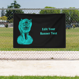 Lona Lobo negro enojado en la noche