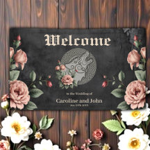 Lobo vikinés y Rosas. La cabeza de un lobo estiliz