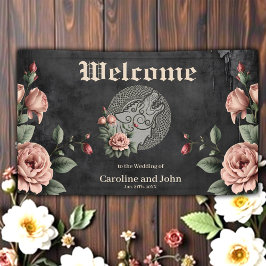 Lona Lobo vikinés y Rosas. La cabeza de un lobo estiliz