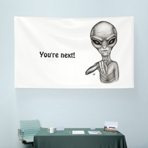 Lona ¡Mala Alien, eres la siguiente!