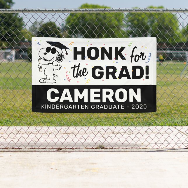 Lona Maní - Snoopy | Honk for the Grad (In situ)
