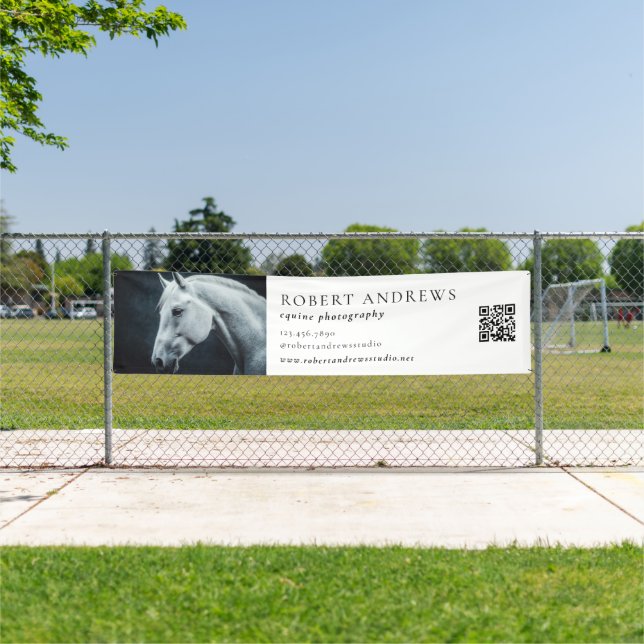 Lona Mascota de código QR para empresas ecuestres (in situ)